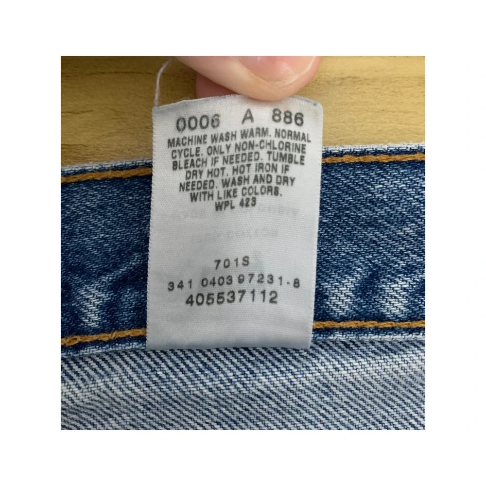 Vintage Levis 550 Jeans Mens 32x34 Blue Relaxed Fit Fade 90s Denim Pants